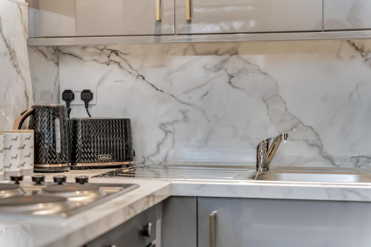 The Garden Flat, Loch Lomond Apartment Alexandria Ngoại thất bức ảnh