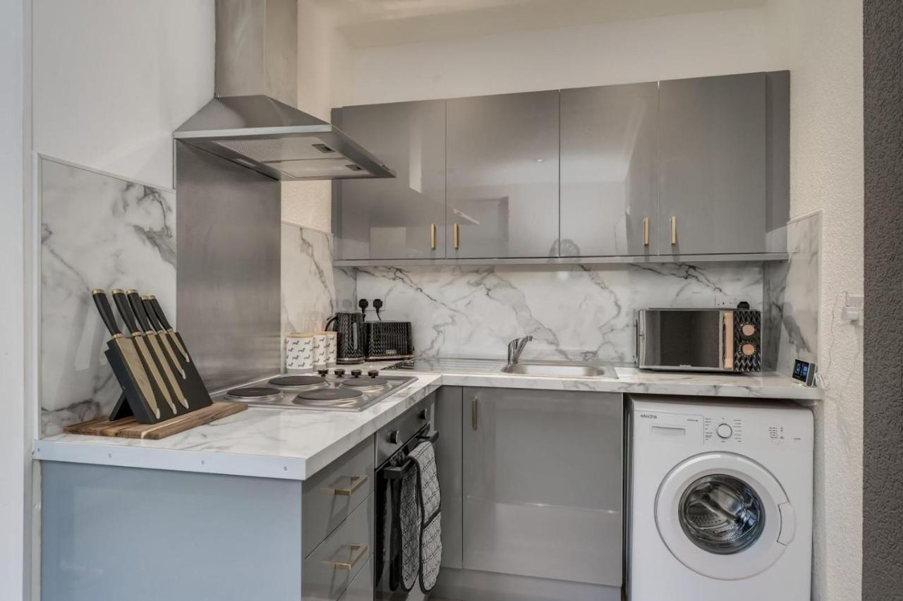 The Garden Flat, Loch Lomond Apartment Alexandria Ngoại thất bức ảnh